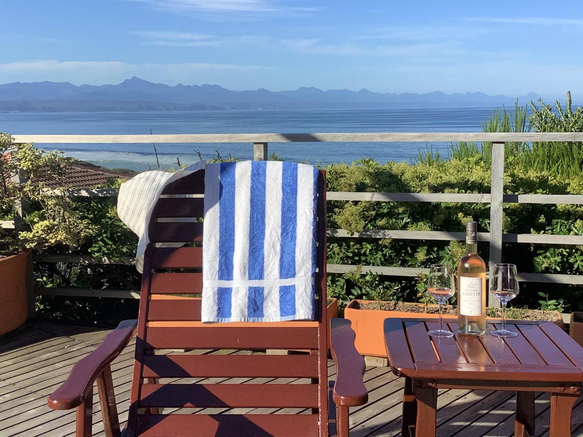 Dolphins' Playground Beachfront B&B Plettenberg Bay Exterior photo