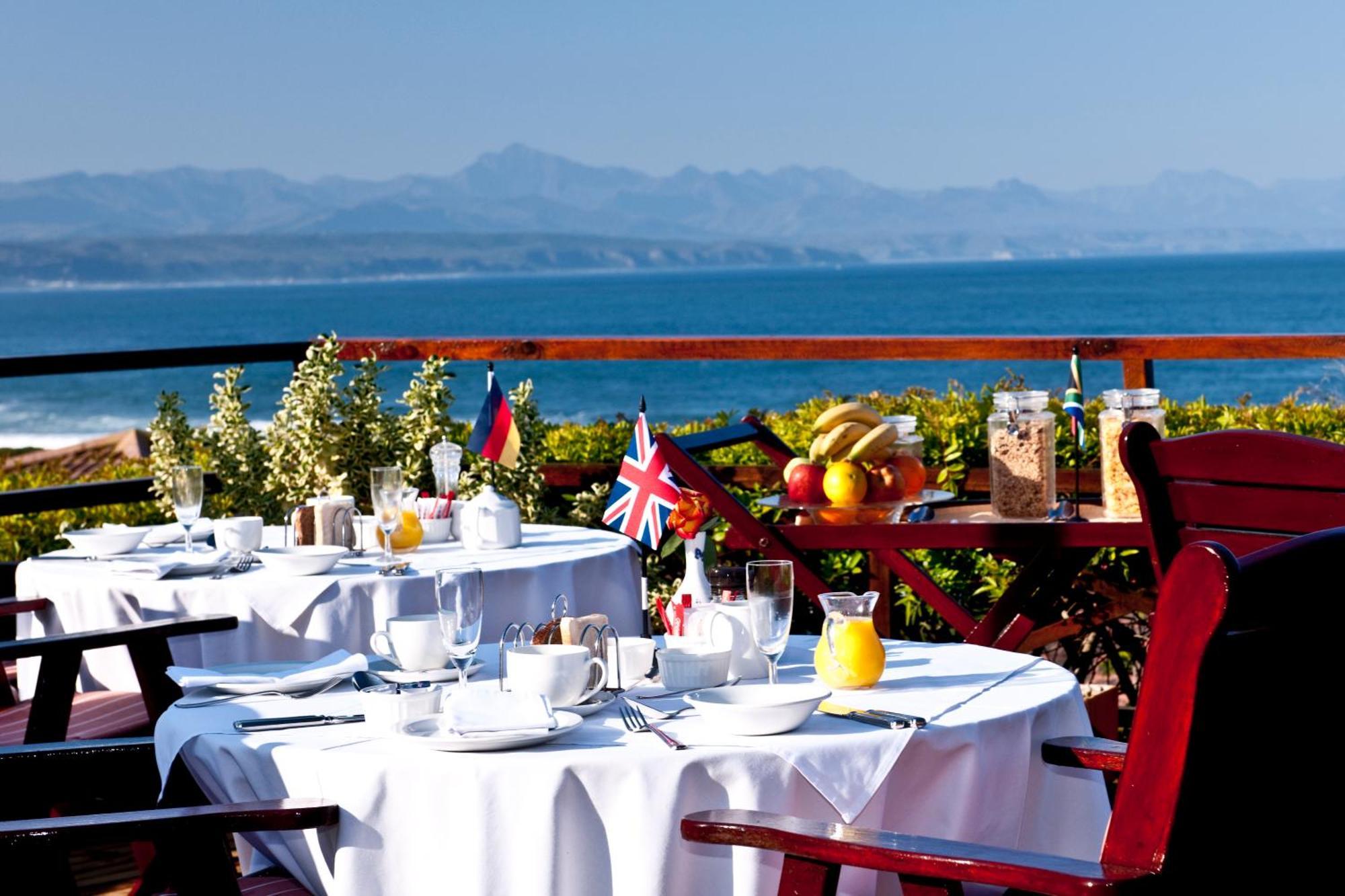 Dolphins' Playground Beachfront B&B Plettenberg Bay Exterior photo